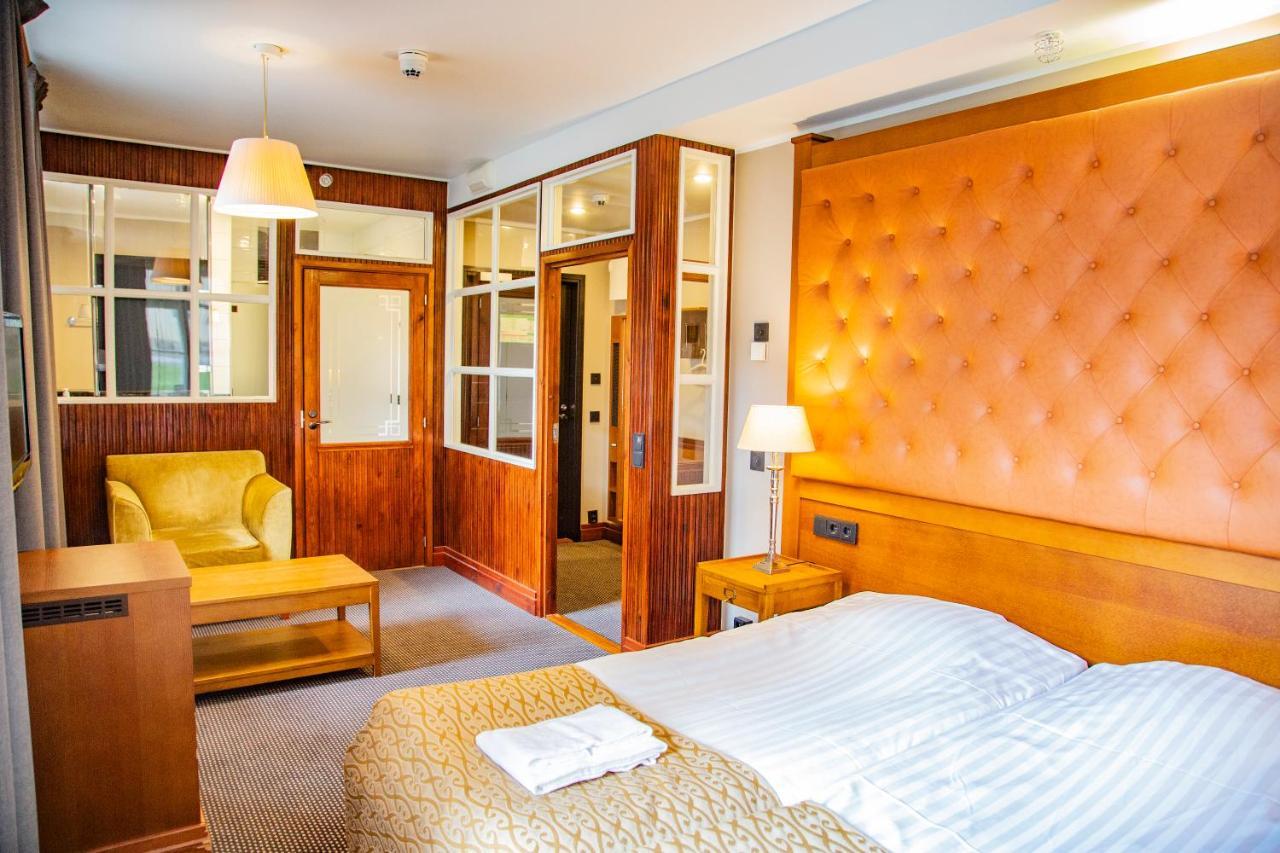 Billnaesin Ruukki Hotel Exterior photo